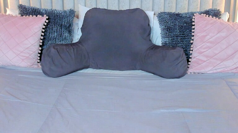 SamiLewis's Streamate show and profile