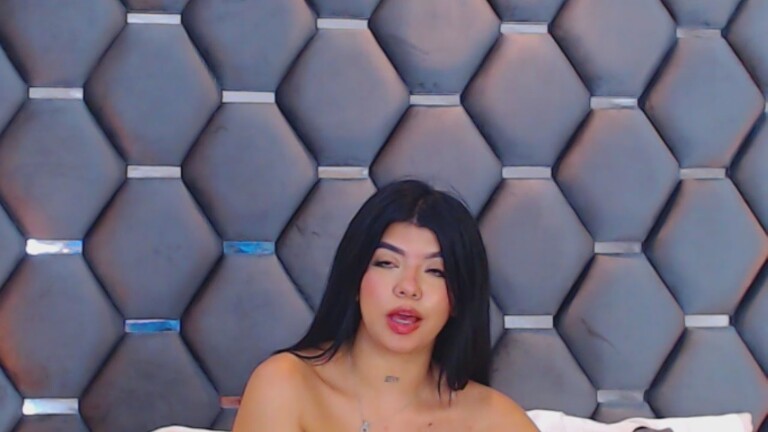 MelodyCarson's Streamate show and profile