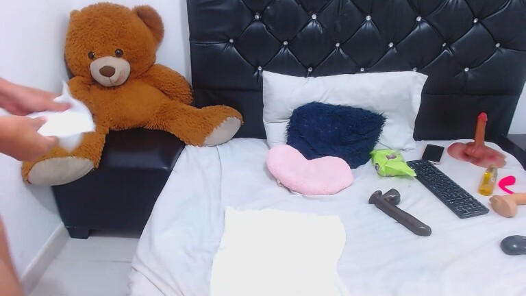 ASHLEYDIVINE93's Streamate show and profile