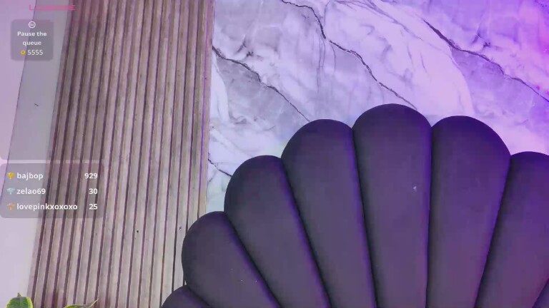 ViickyLopez's Streamate show and profile