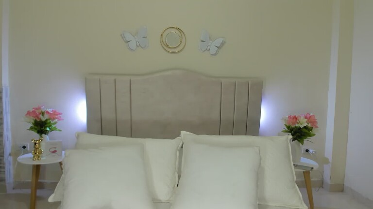 PamelaCortes19's Streamate show and profile