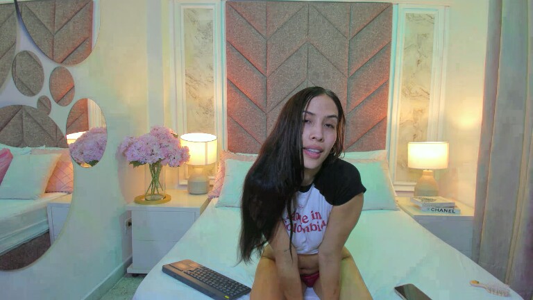 ScarletShinee's Streamate show and profile