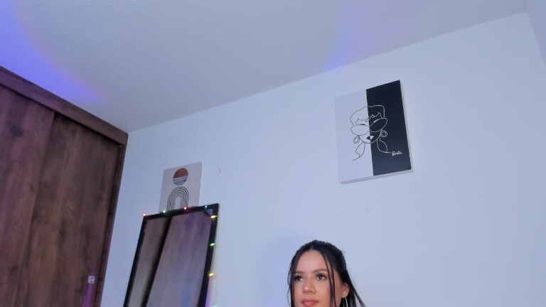 JulieRios's Streamate show and profile