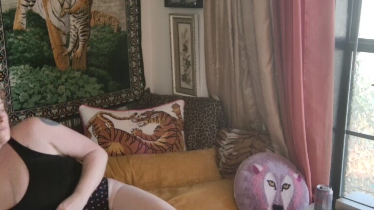 ArieLabai's Streamate show and profile