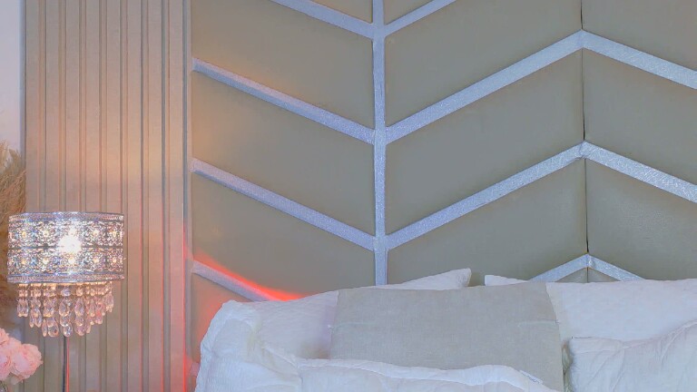 EllieKlark's Streamate show and profile