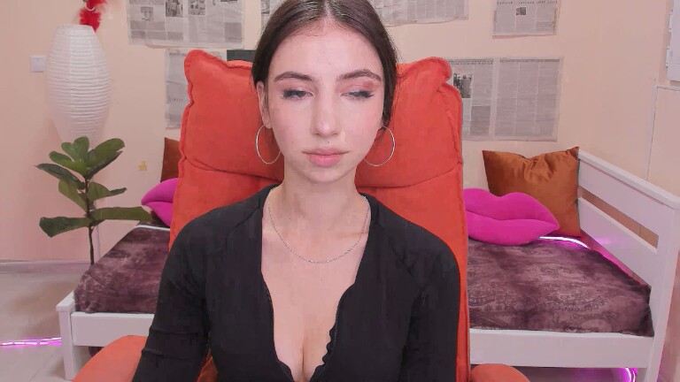 SarahTray's Streamate show and profile