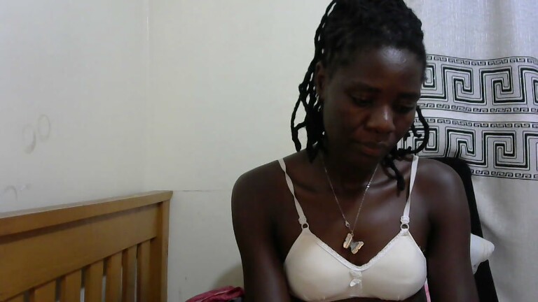 Emma102's Streamate show and profile