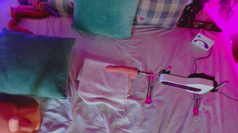 AmbarHiills's Streamate show and profile