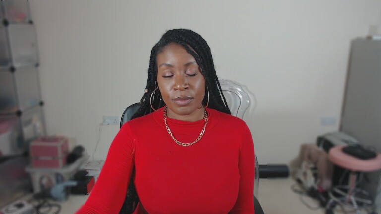 GoddessSerenaUK's Streamate show and profile