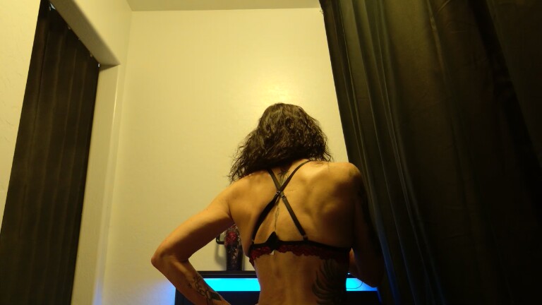 KickassMILF's Streamate show and profile