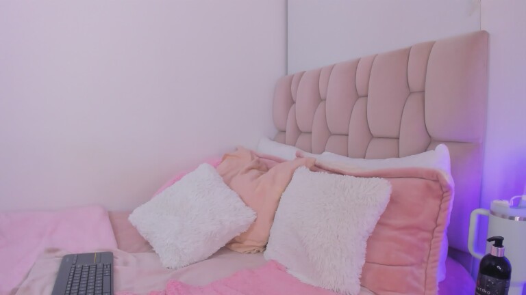 ZariannaEvanz's Streamate show and profile