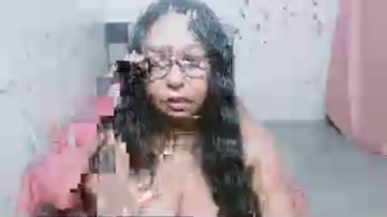 Yessika_milf's Streamate show and profile