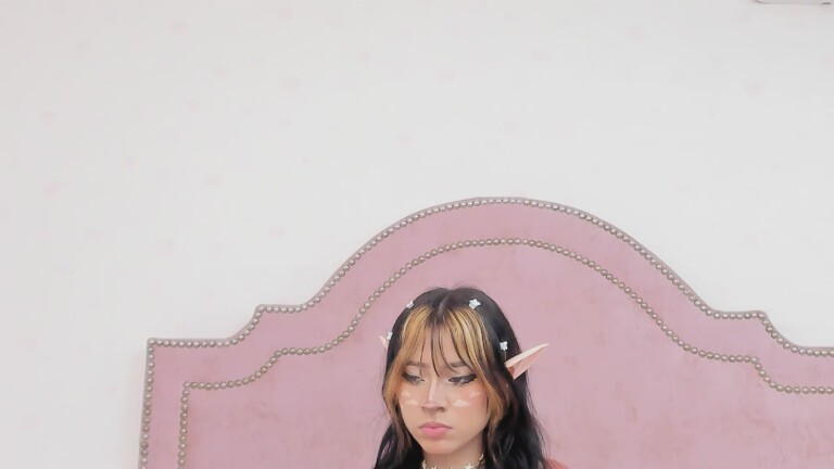 Alisha_Kitty's Streamate show and profile