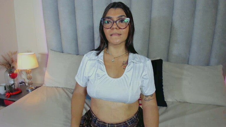 LunnaNoir's Streamate show and profile