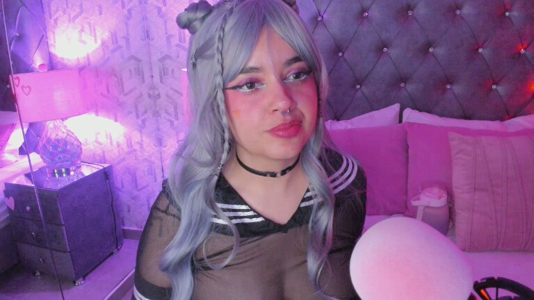 MaddieWaves's Streamate show and profile