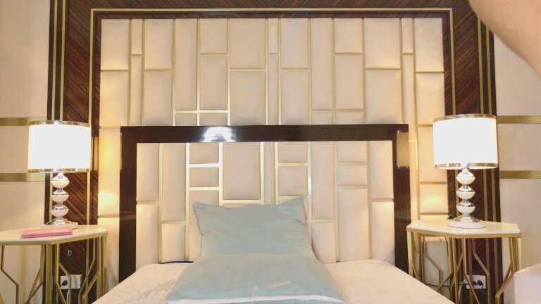 AnnieMilan's Streamate show and profile