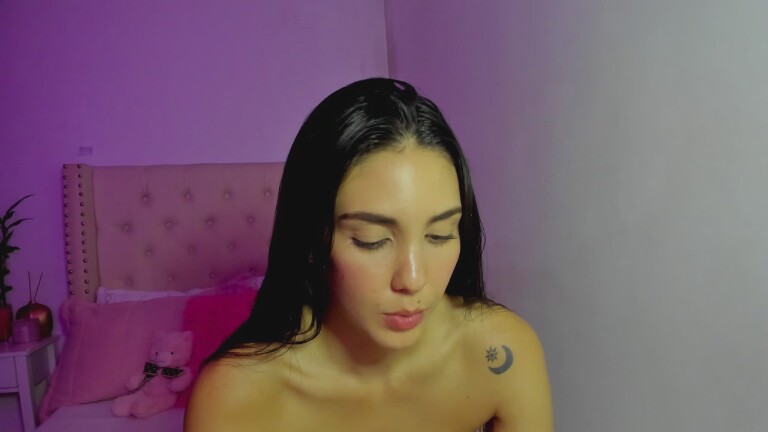 SoyLili's Streamate show and profile