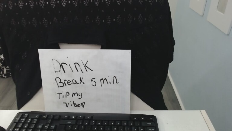 ToriPierce's Streamate show and profile